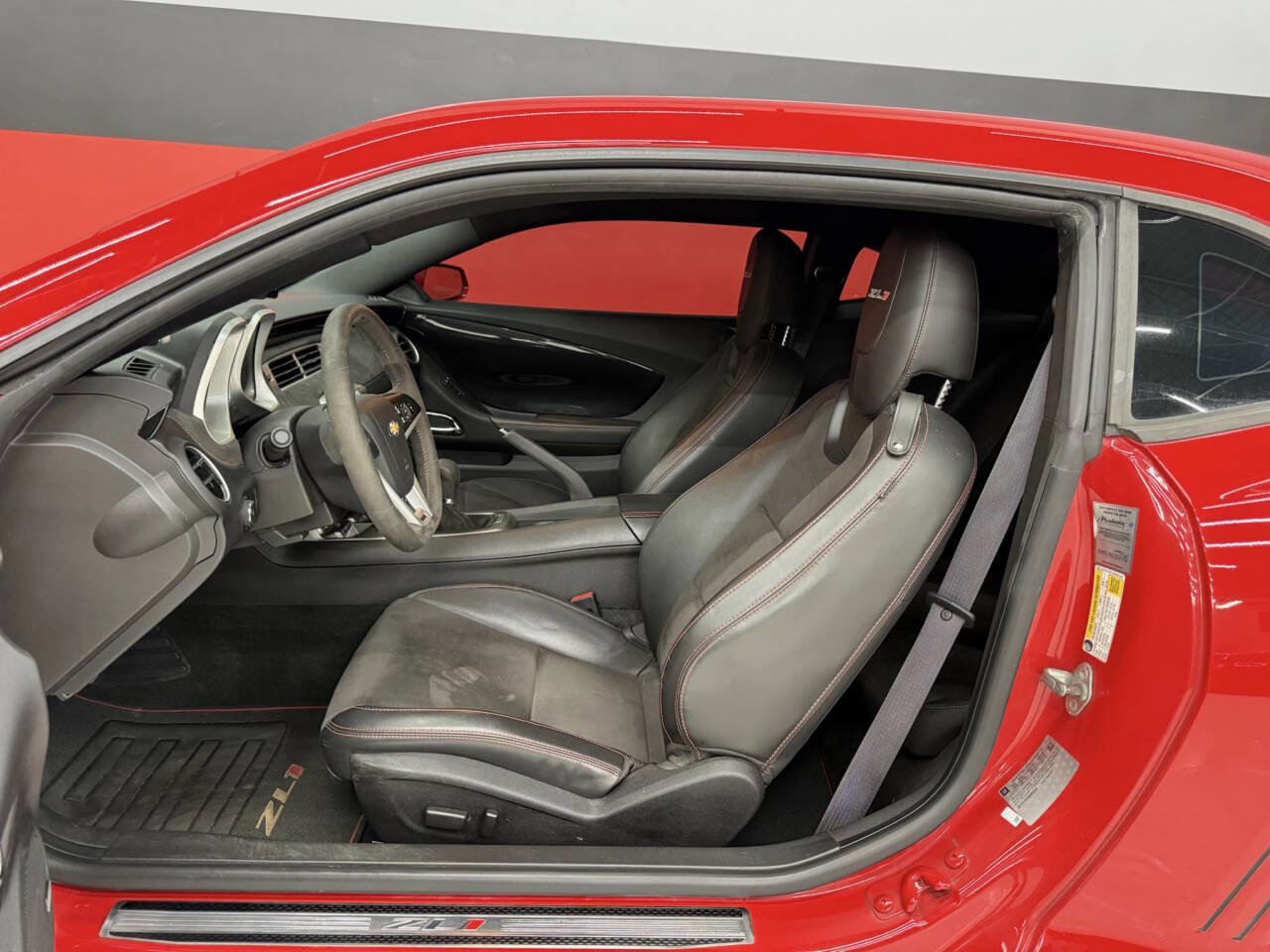 Used 2013 Chevrolet Camaro ZL1 image 22
