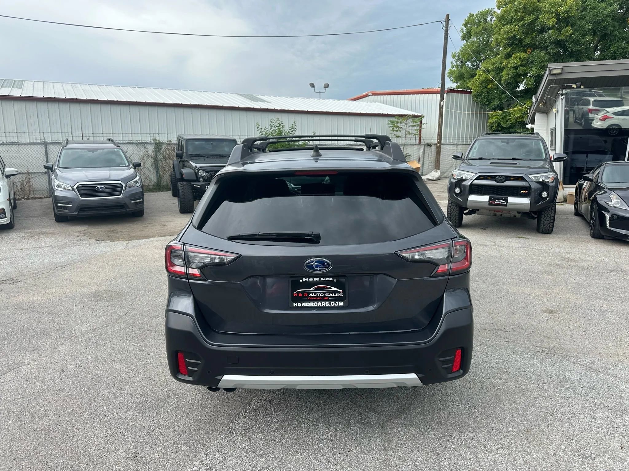 Used 2021 Subaru Outback Touring image 4