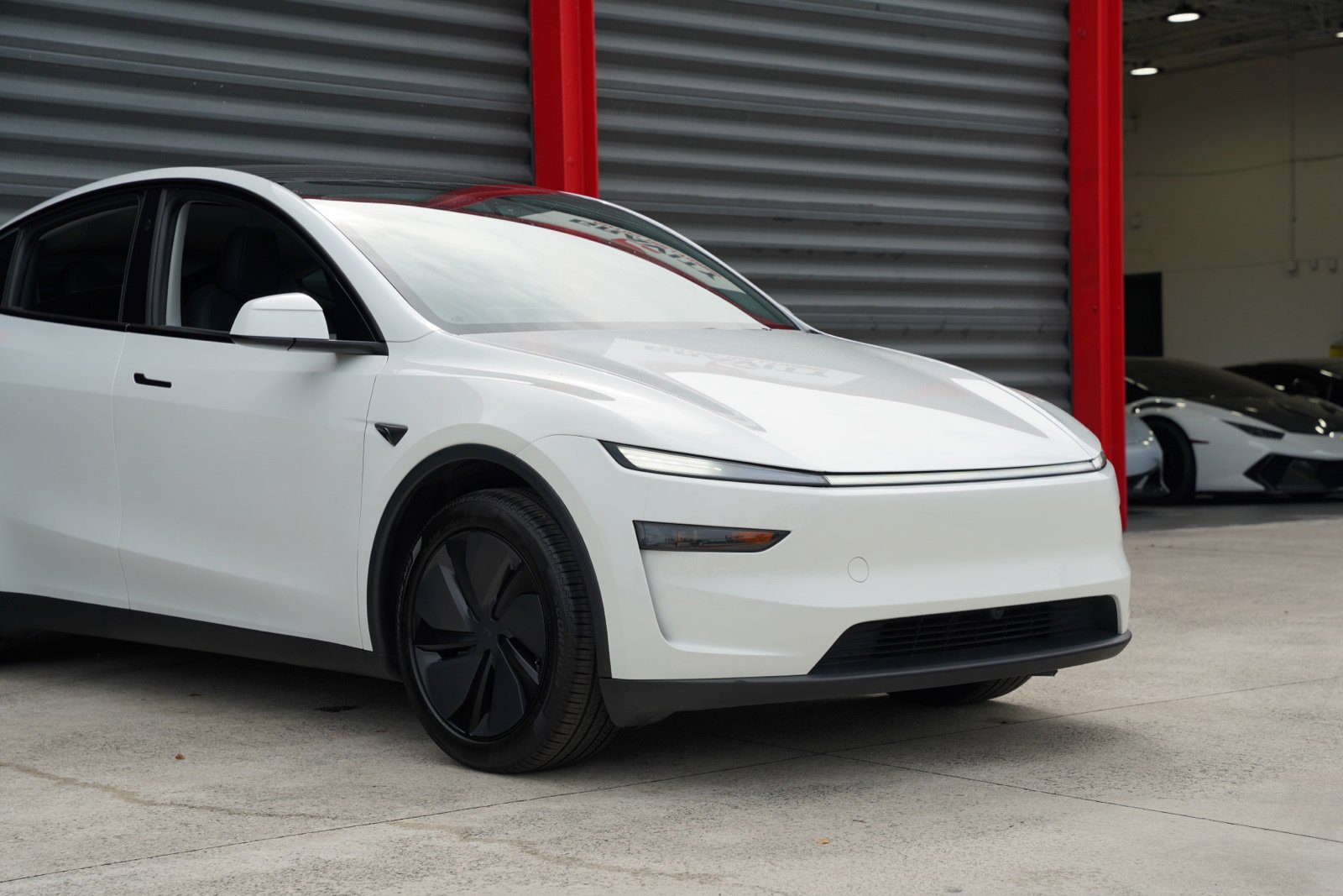Used 2026 Tesla Model Y Long Range RWD image 10