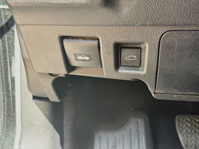 Used 2021 Lexus IS 300 w/ Comfort Package RWD image 41