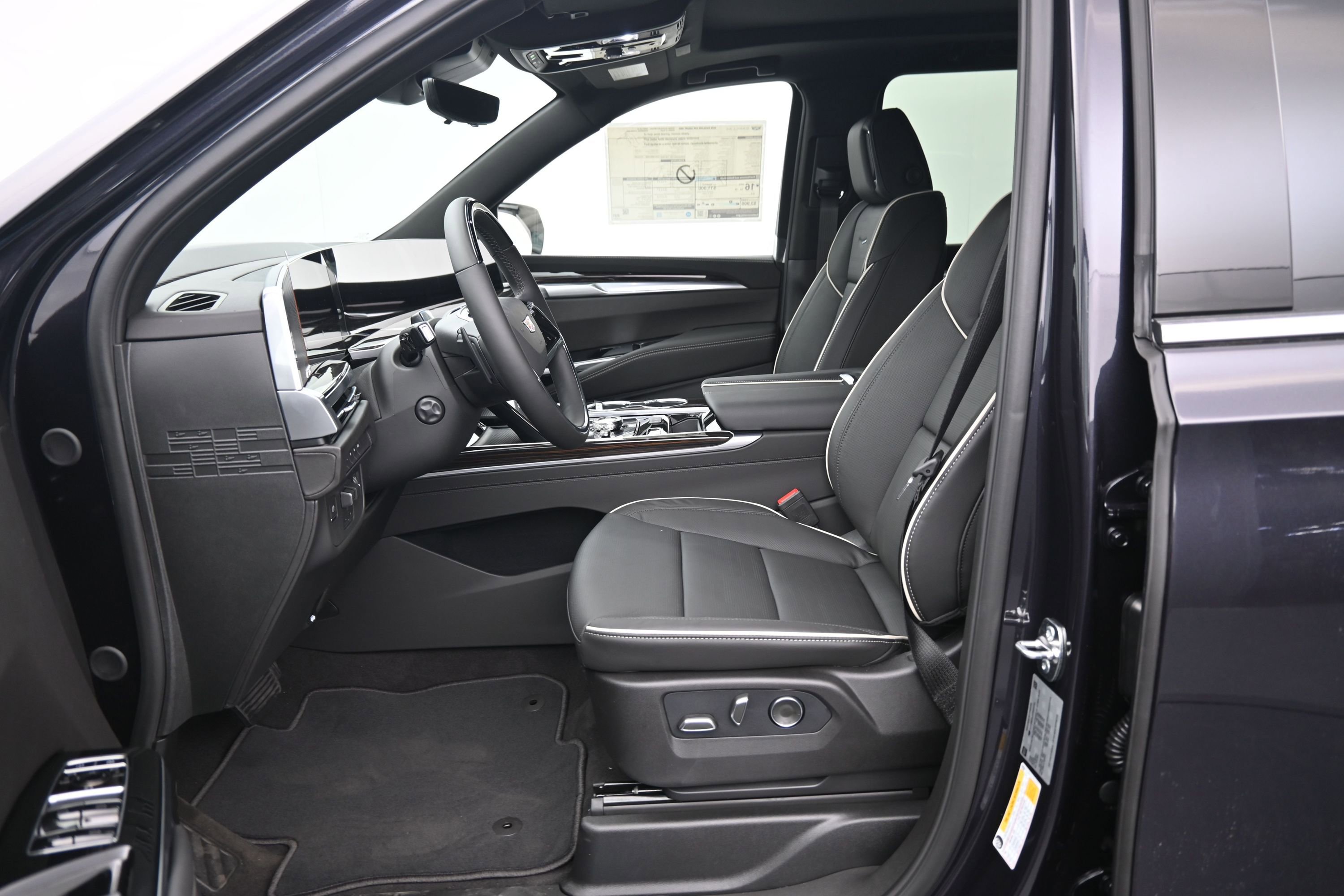 New 2026 Cadillac Escalade ESV Luxury w/ LPO, Floor Liner Package AWD/4WD image 11