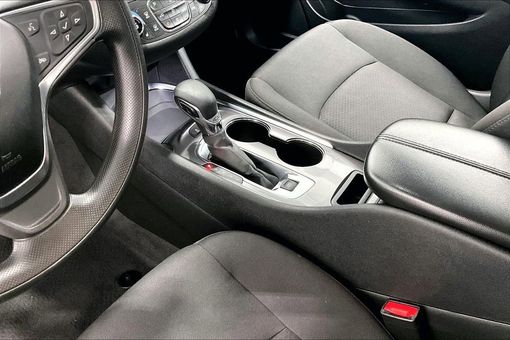 Used 2023 Chevrolet Malibu LT w/ Driver Confidence Package FWD image 14