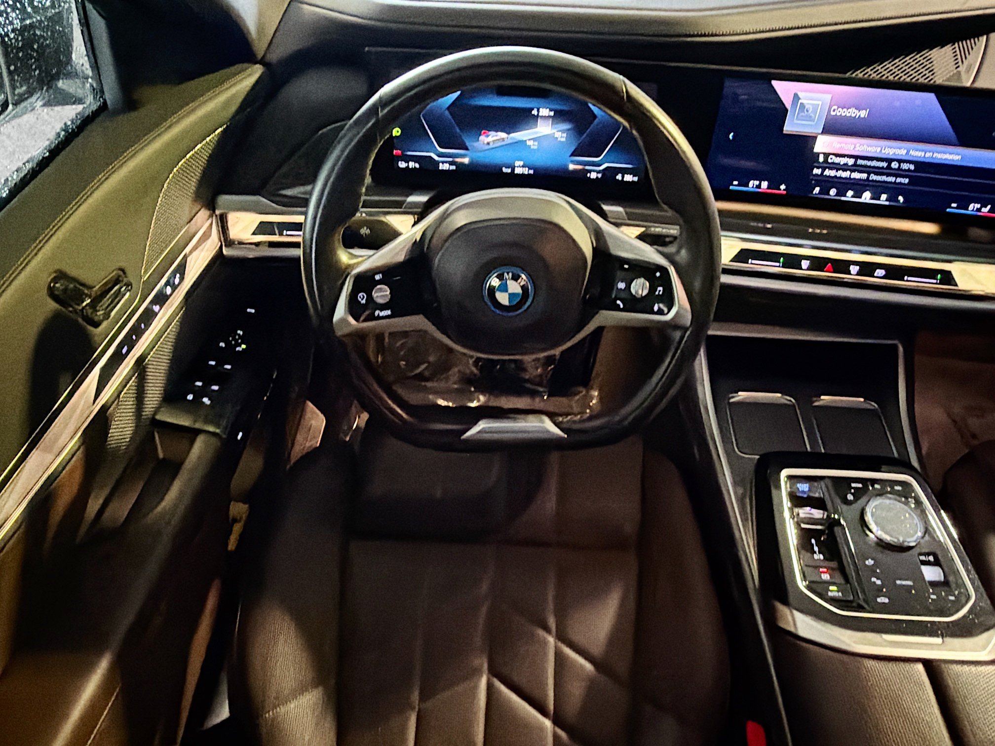 Used 2024 BMW i7 eDrive50 RWD image 16