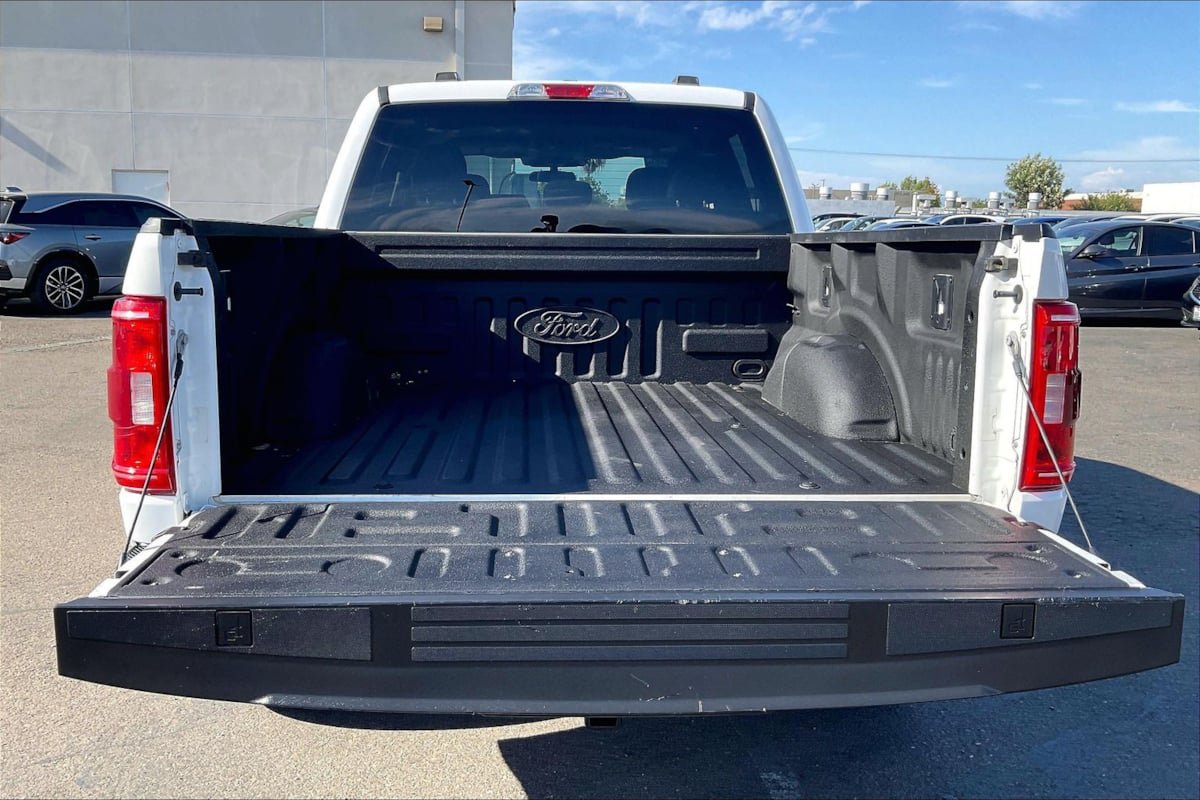 Used 2021 Ford F150 XLT w/ Trailer Tow Package AWD/4WD image 33