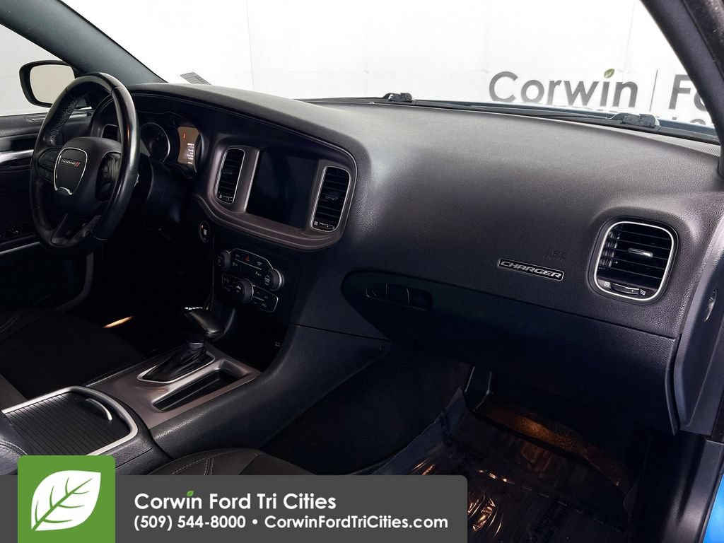 Used 2023 Dodge Charger SXT RWD image 27