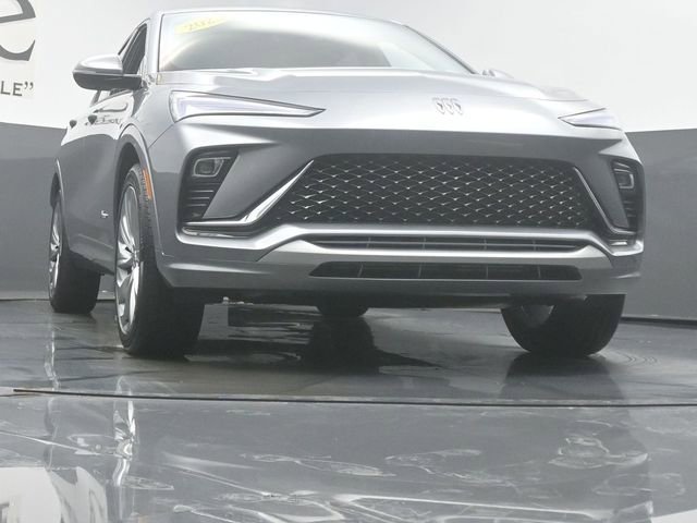 Used 2025 Buick Envista Avenir FWD image 3
