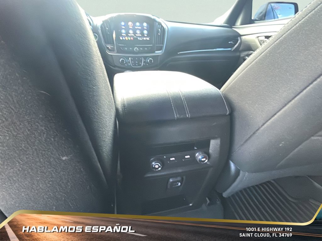 Used 2023 Chevrolet Traverse LT image 21