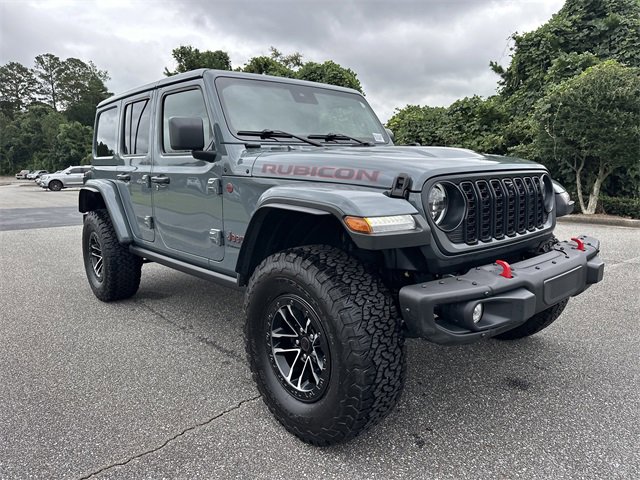 Used 2024 Jeep Wrangler Unlimited Rubicon image 3