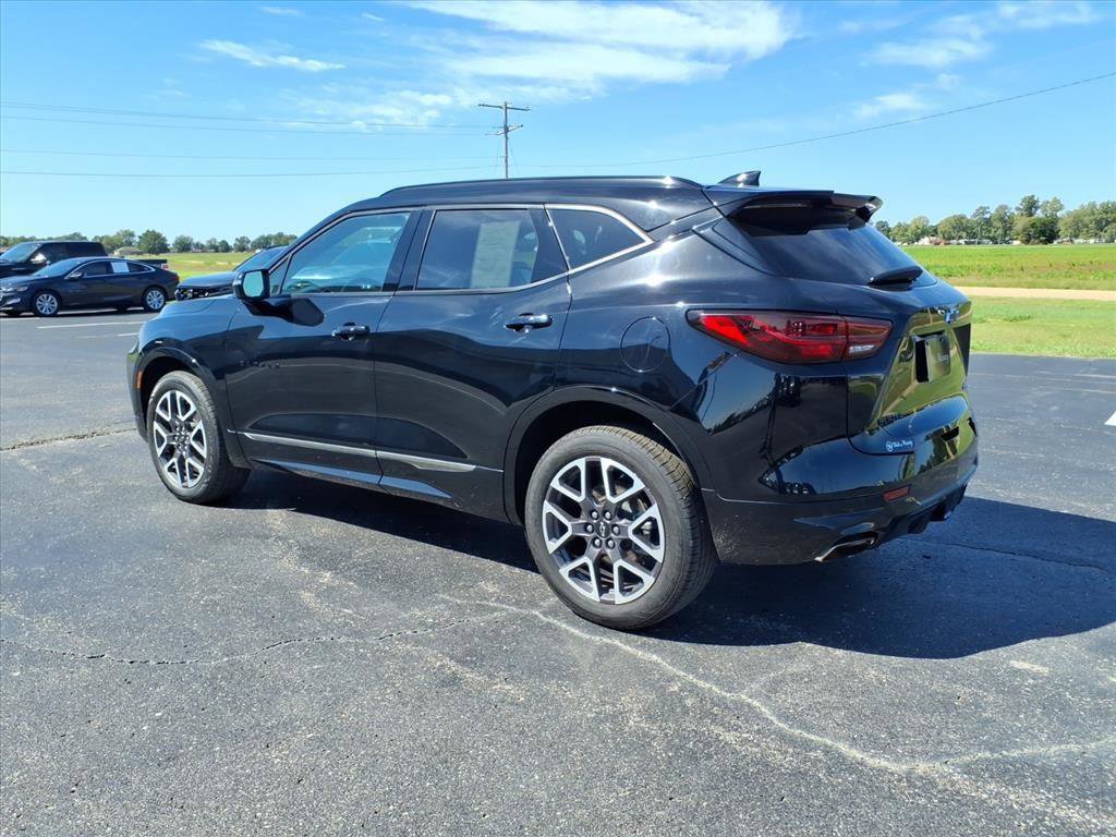 Certified 2023 Chevrolet Blazer RS w/ Enhanced Convenience Package image 3