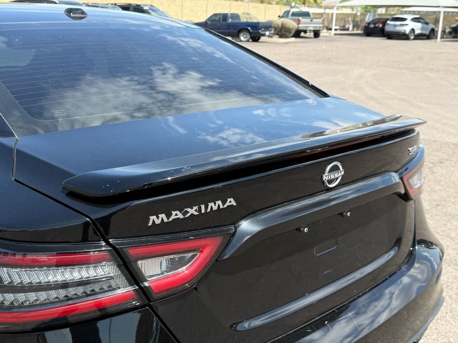 Used 2023 Nissan Maxima SR w/ Sport Mat Group FWD image 12