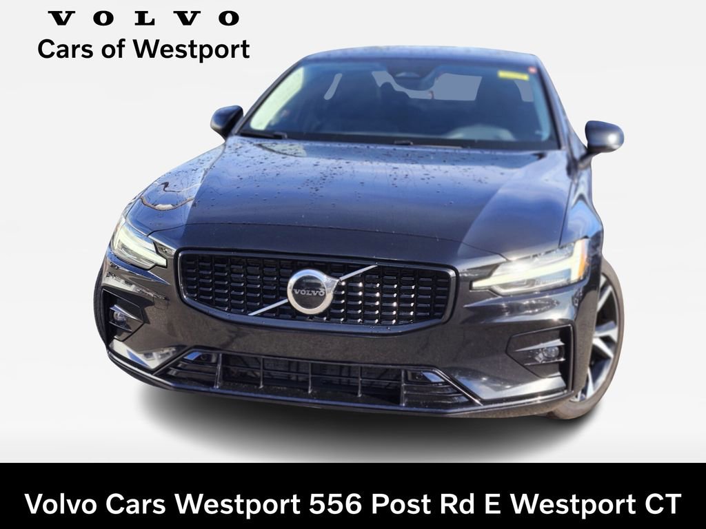 Certified 2025 Volvo S60 B5 Core AWD/4WD image 1