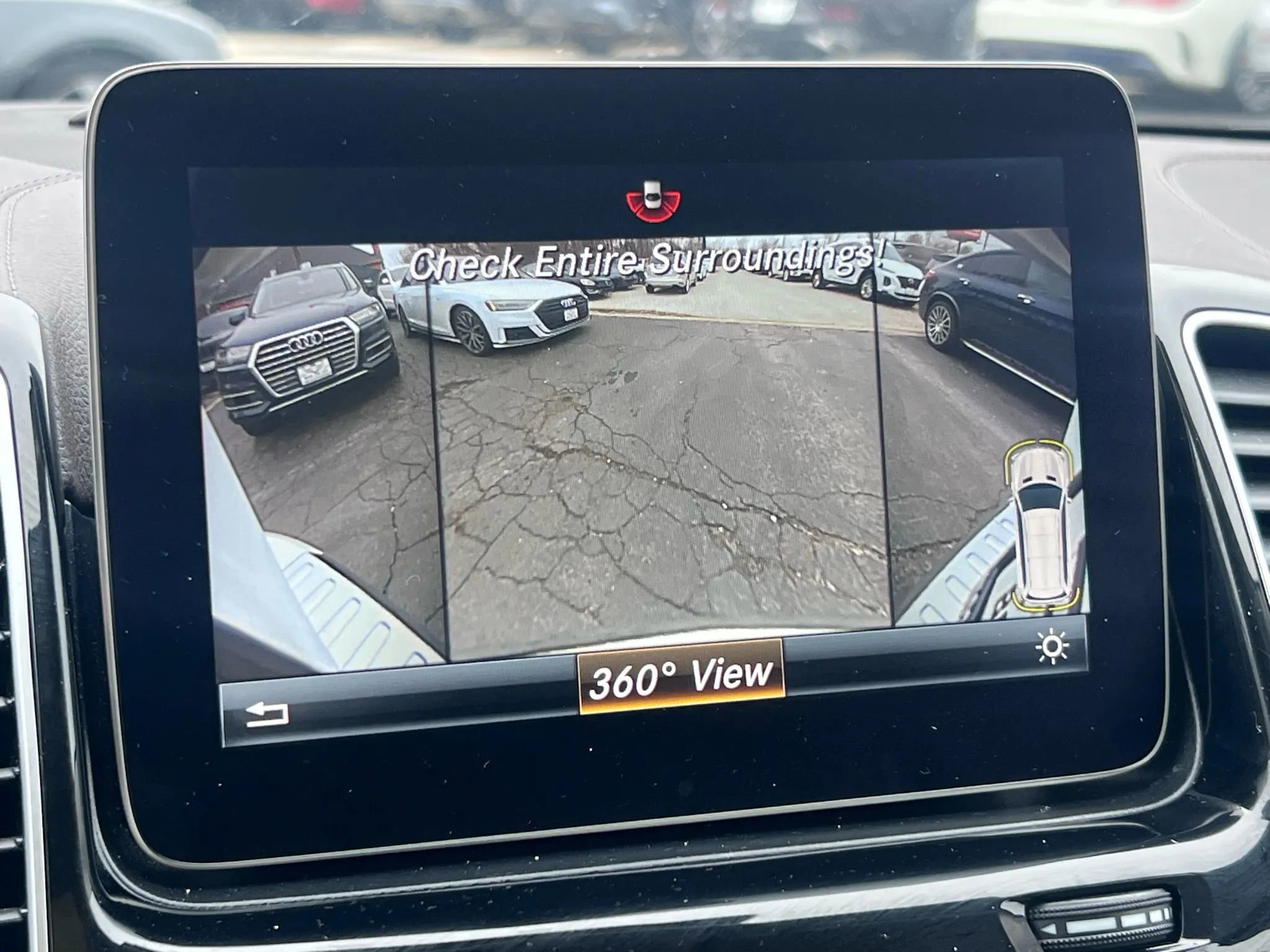 Used 2017 Mercedes-Benz GLS 450 4MATIC image 14