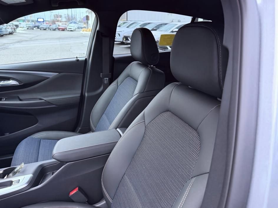 New 2026 Buick Envista Preferred image 10