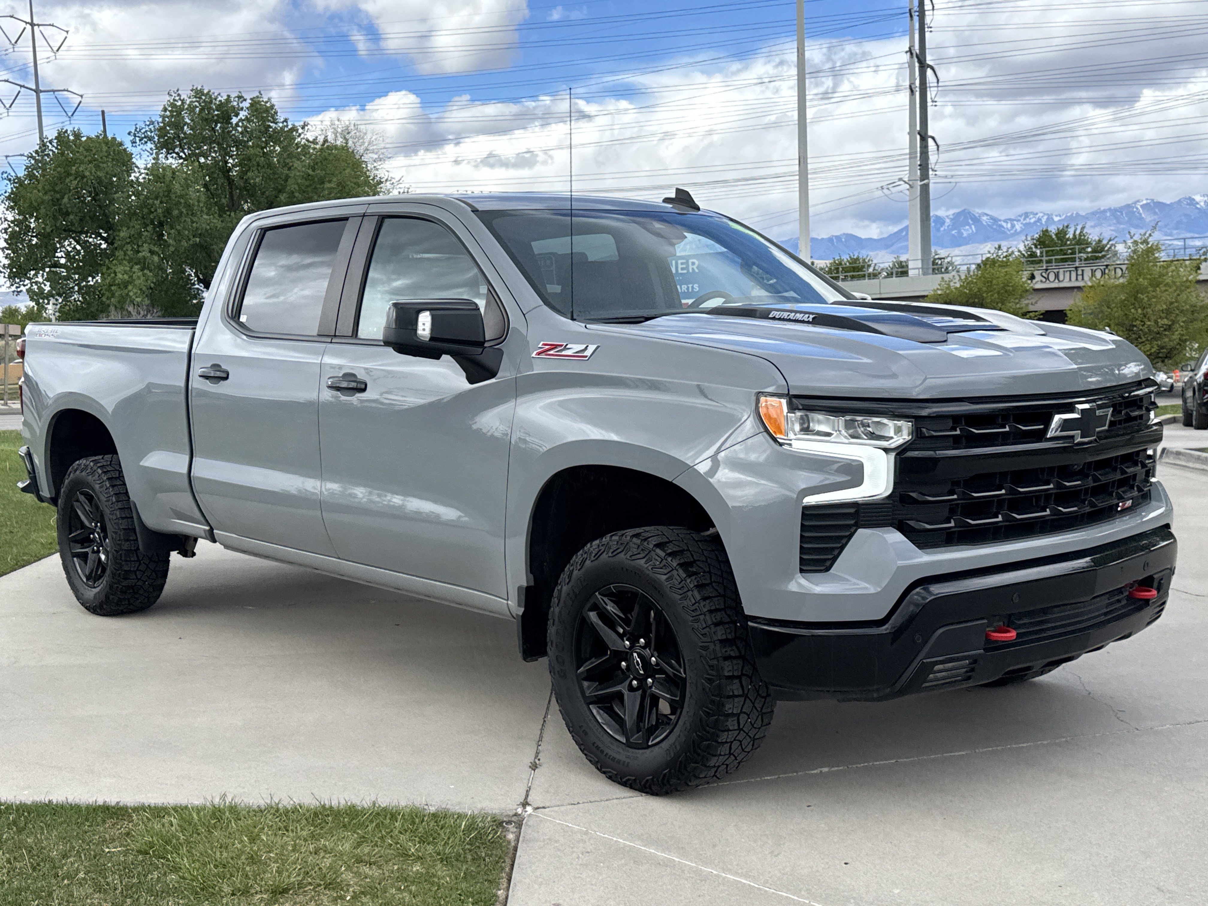 Used 2024 Chevrolet Silverado 1500 LT Trail Boss w/ Convenience Package II AWD/4WD image 7