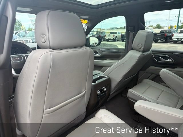 Used 2022 GMC Yukon SLT w/ SLT Premium Package AWD/4WD image 19