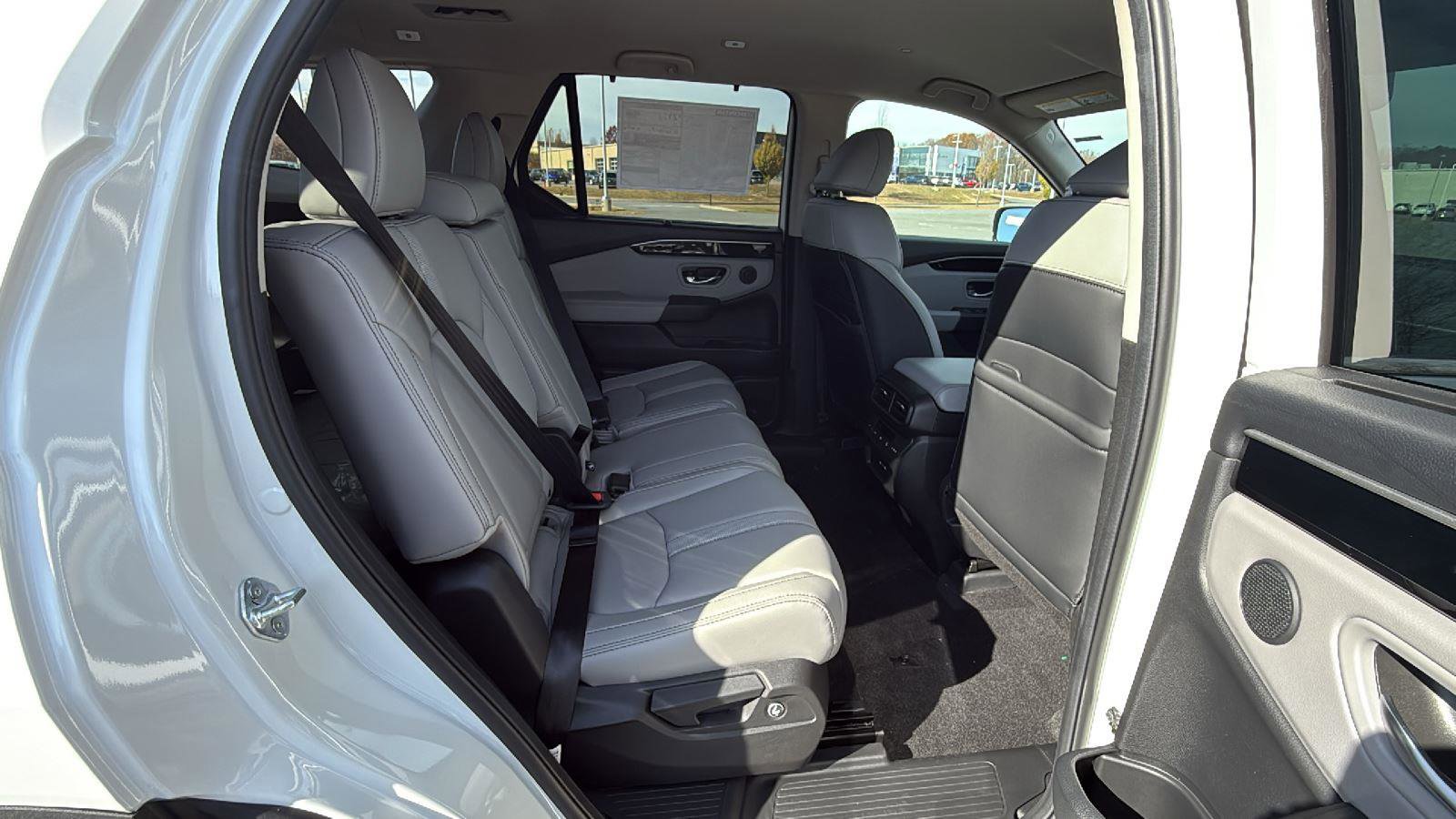 New 2025 Honda Pilot EX-L image 22
