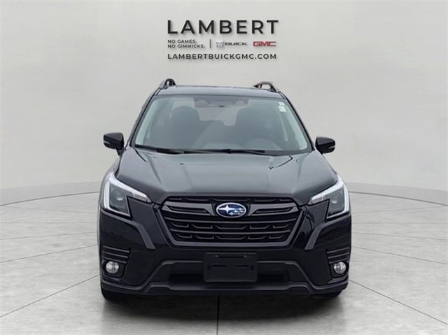 Used 2023 Subaru Forester Limited image 3