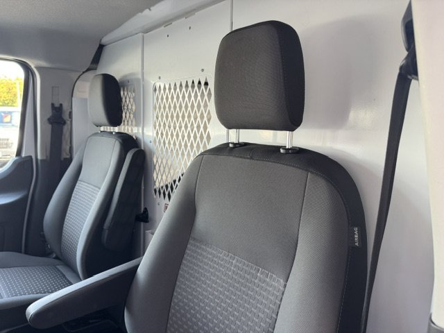Used 2022 Ford Transit 150 Low Roof RWD image 16