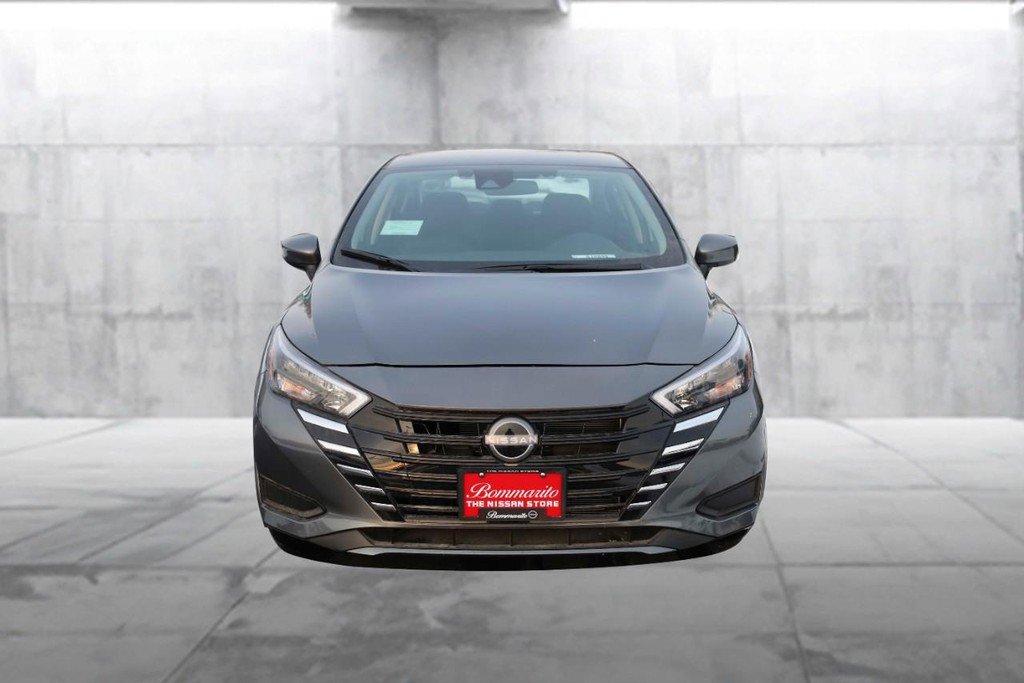 New 2025 Nissan Versa SV w/ Trunk Package FWD image 4