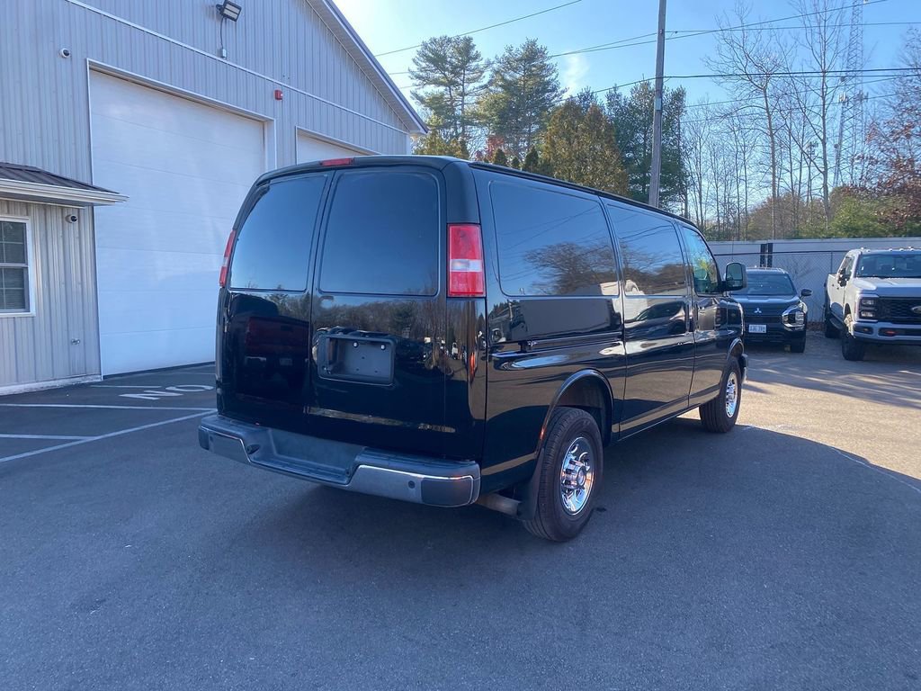 Used 2019 Chevrolet Express 2500 w/ Driver Convenience Package image 5