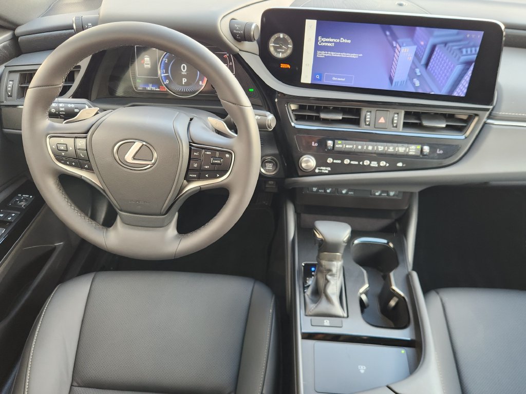 Certified 2023 Lexus ES 350 w/ Premium Package FWD image 28