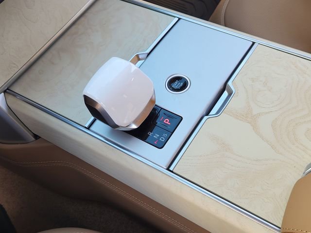 New 2026 Land Rover Range Rover SV image 14