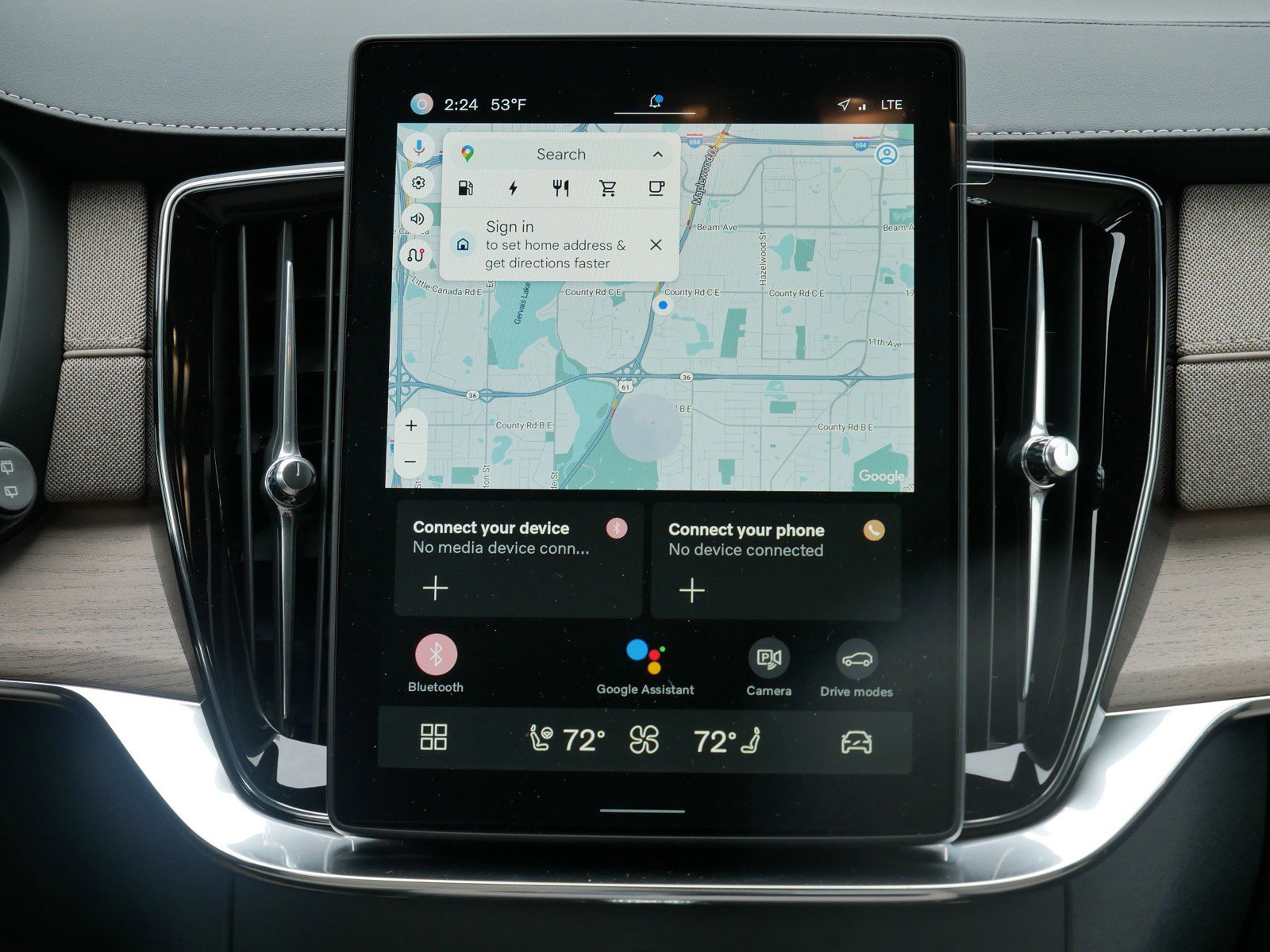 New 2025 Volvo XC90 T8 Core image 8