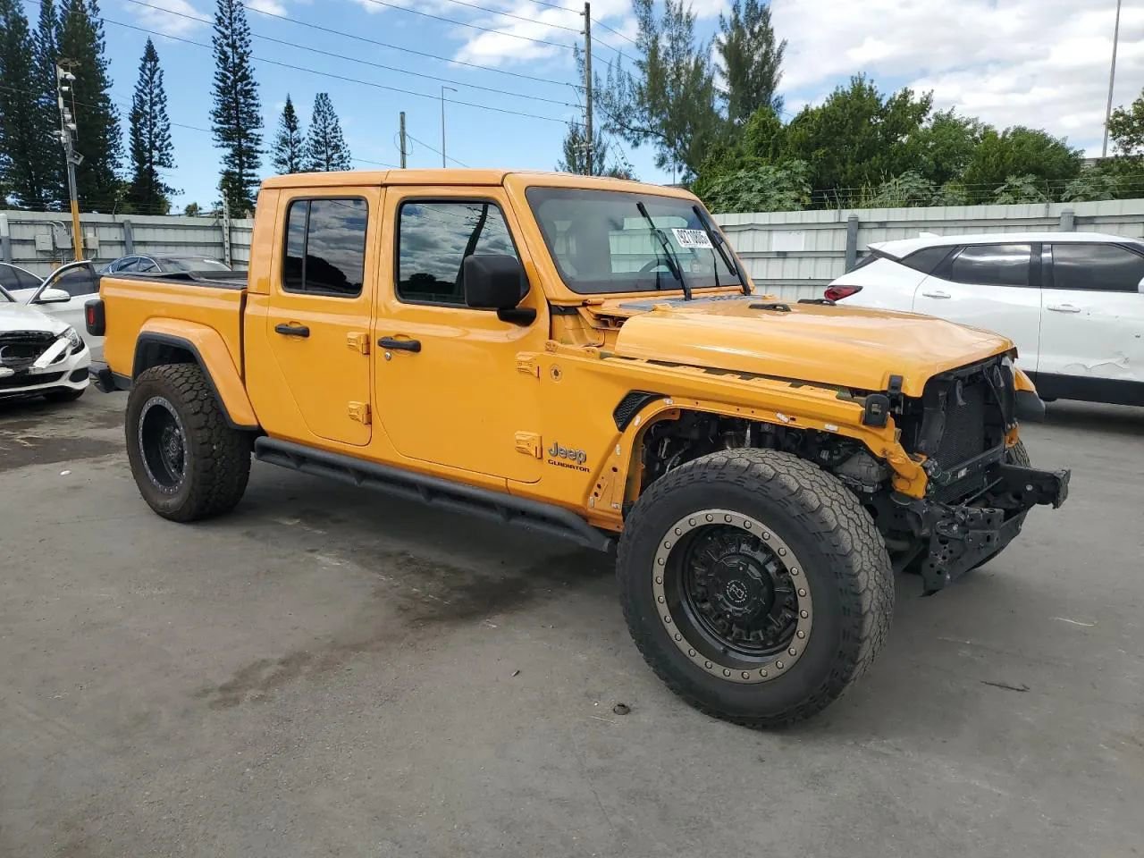 Used 2021 Jeep Gladiator Overland w/ Popular Equipment Package AWD/4WD image 2