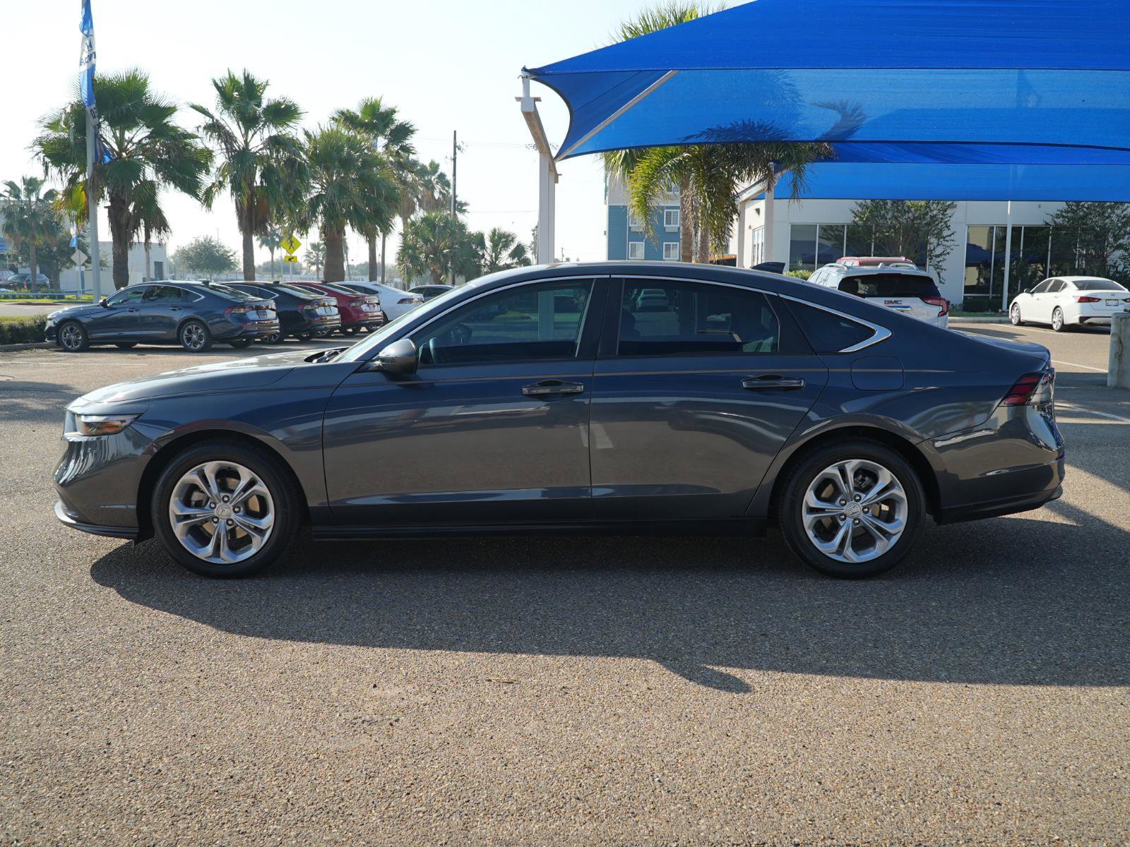 Used 2023 Honda Accord LX image 11