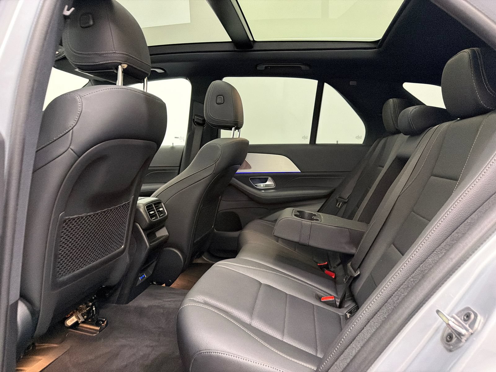 Used 2025 Mercedes-Benz GLE 350 4MATIC image 17