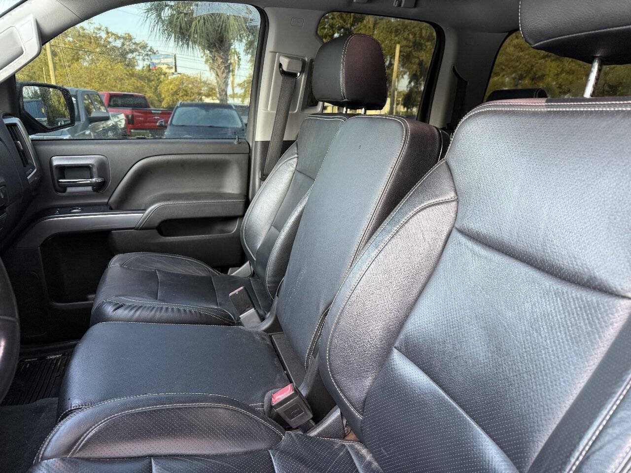 Used 2019 Chevrolet Silverado 1500 LT AWD/4WD image 9