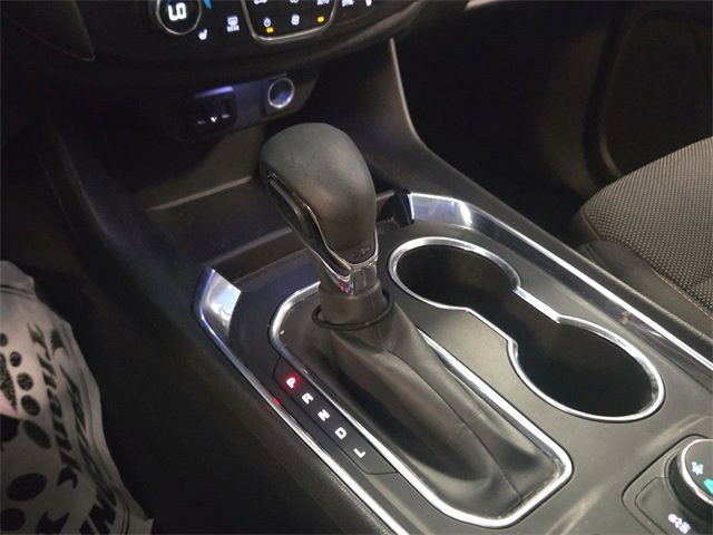 Used 2021 Chevrolet Traverse LT image 19