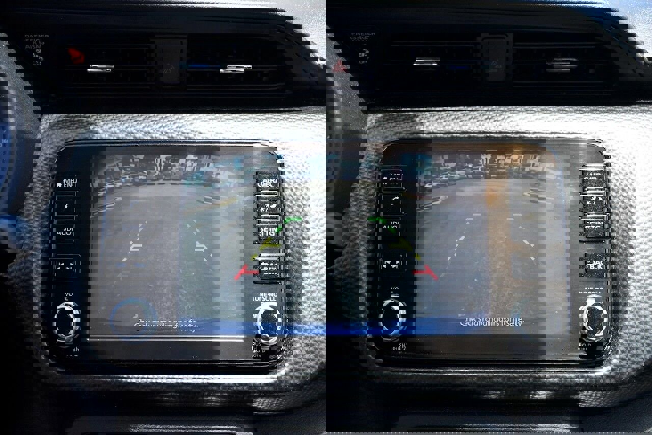 Used 2024 Nissan Kicks SV image 26