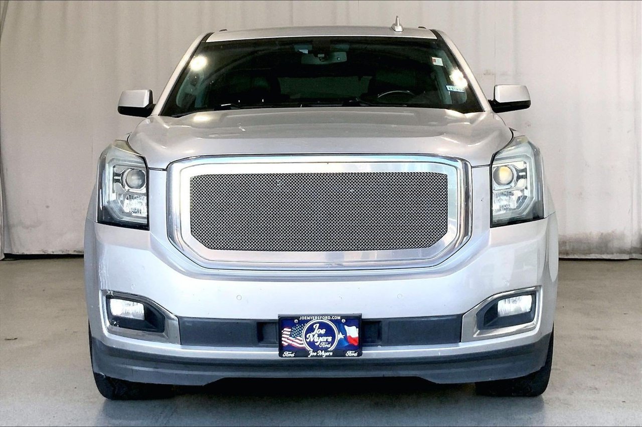Used 2018 GMC Yukon SLE w/ SLE Value Package RWD image 3