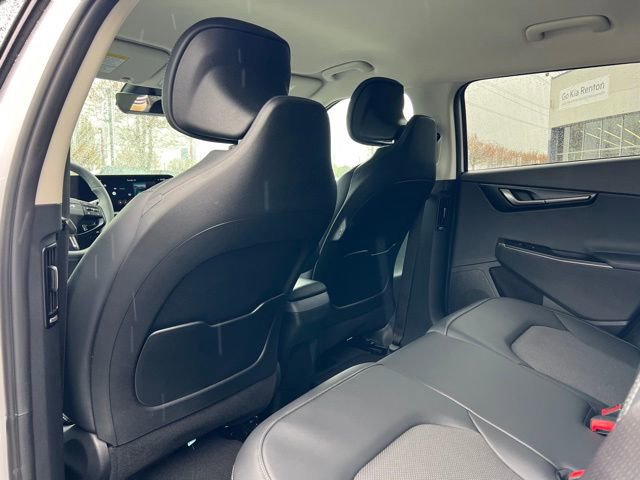 Certified 2025 Kia EV6 Light w/ Light LR Technology Package image 11