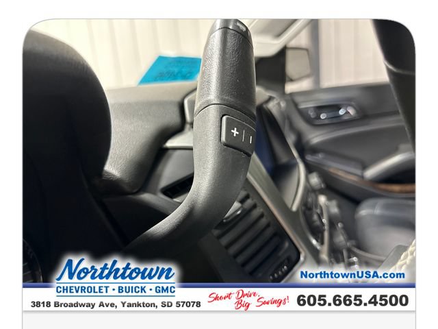 Used 2015 Chevrolet Suburban LT w/ Luxury Package AWD/4WD image 24