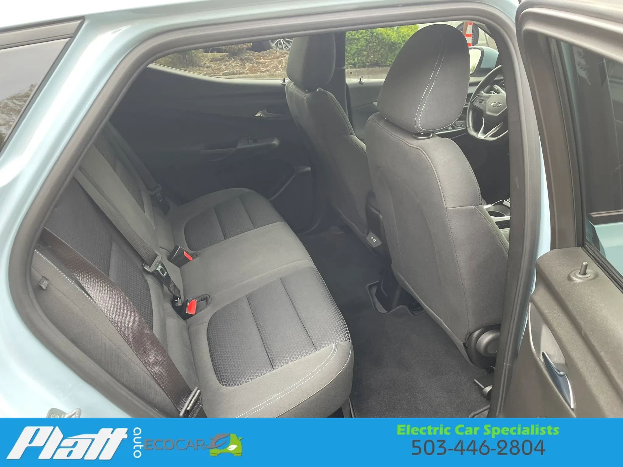 Used 2022 Chevrolet Bolt EUV LT w/ Comfort Package FWD image 48