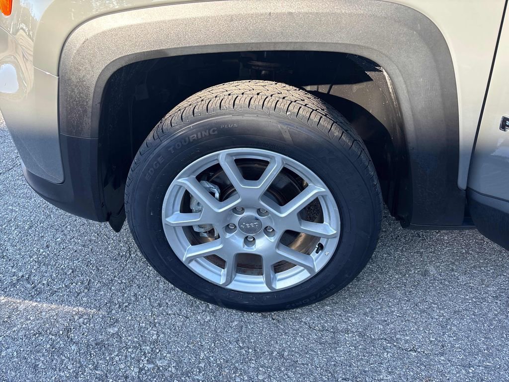 Used 2021 Jeep Renegade Sport w/ Sport Appearance Group image 31