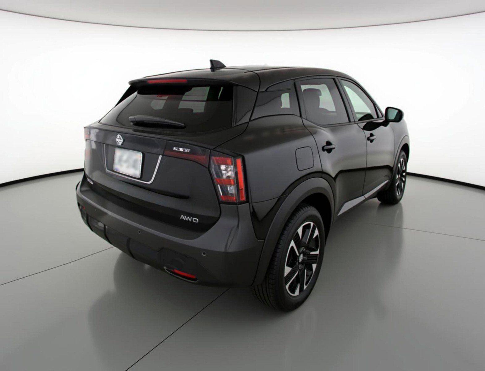 Used 2025 Nissan Kicks SV image 9