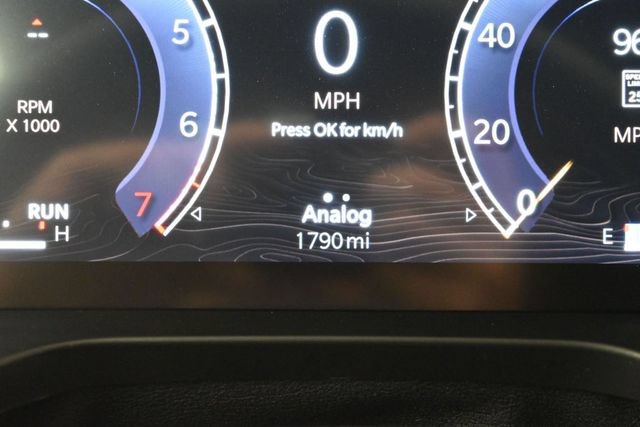 Used 2026 Jeep Grand Cherokee Limited w/ Luxury Tech Group II AWD/4WD image 38