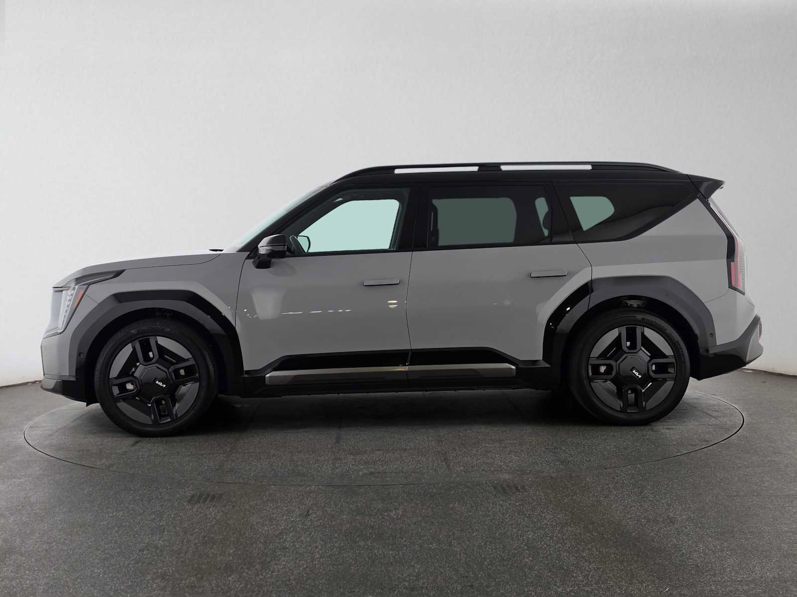 Used 2026 Kia EV9 GT-Line AWD/4WD image 6