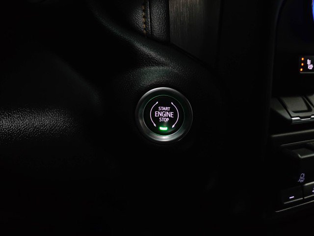 Used 2023 GMC Sierra 3500 AT4 w/ Gooseneck/5TH Wheel Package image 28