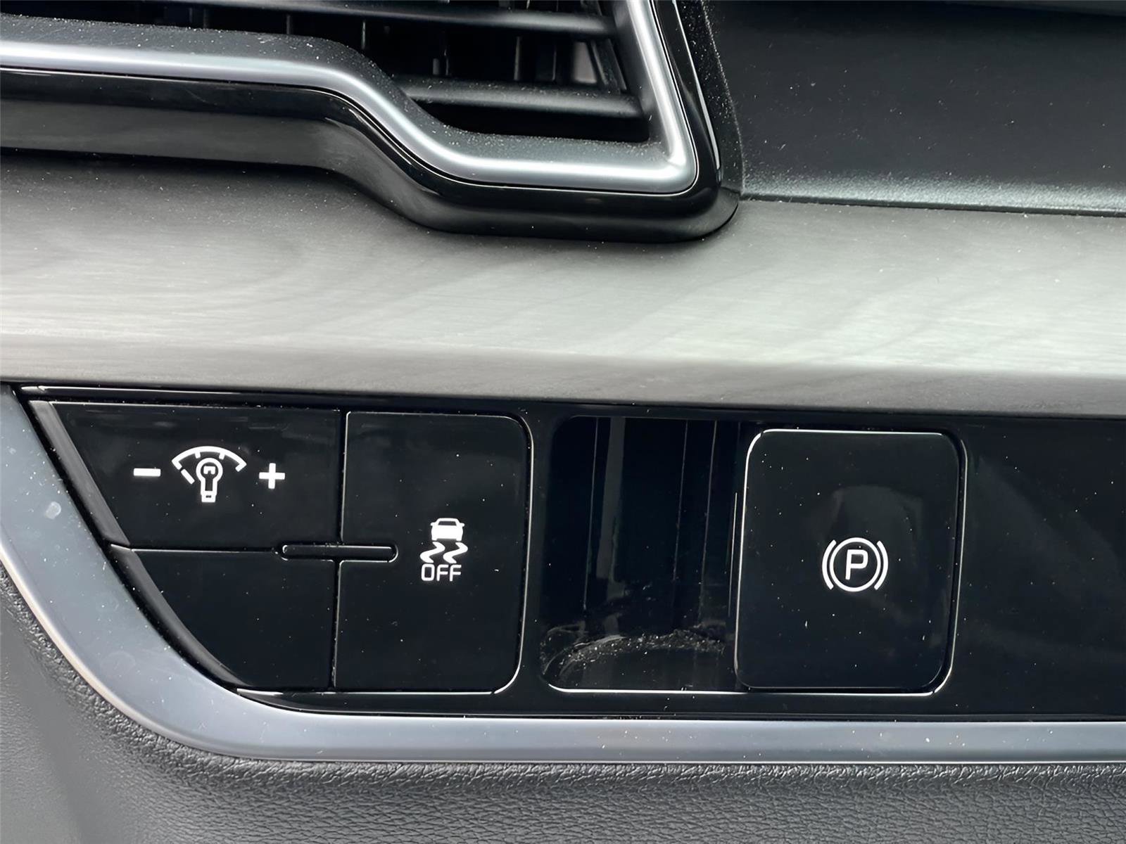 Used 2025 Kia Sportage X-Line image 25