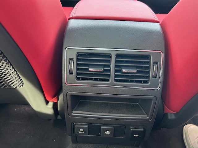 New 2025 Jaguar F-PACE R-Dynamic S image 19