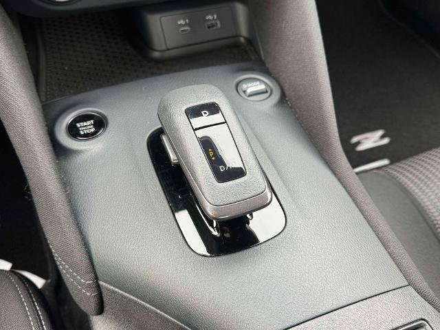 Certified 2025 Nissan Z Sport w/ Floor Mat Package RWD image 28