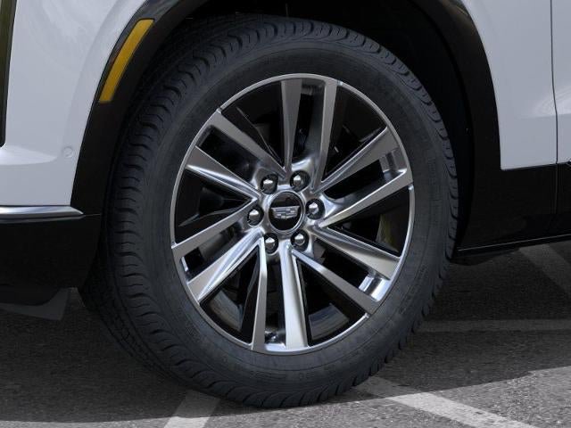 New 2027 Cadillac Vistiq Luxury w/ LPO, Premium Carpet Package AWD/4WD image 9