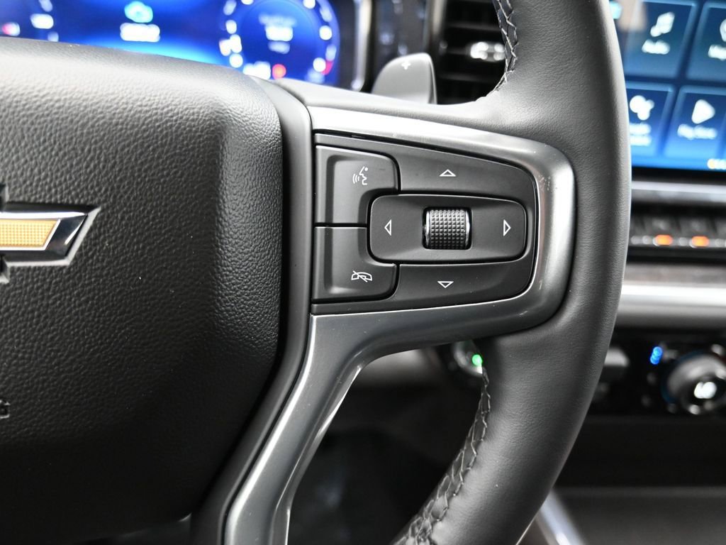 Used 2024 Chevrolet Silverado 1500 LTZ image 24