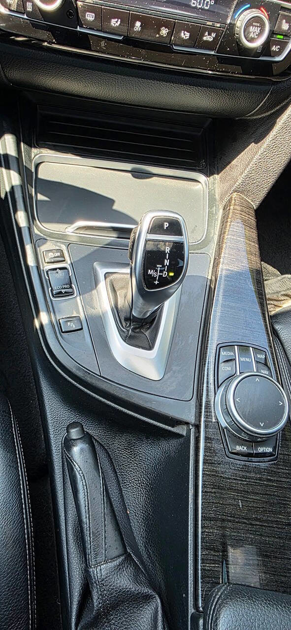 Used 2017 BMW 330i xDrive Sedan image 21