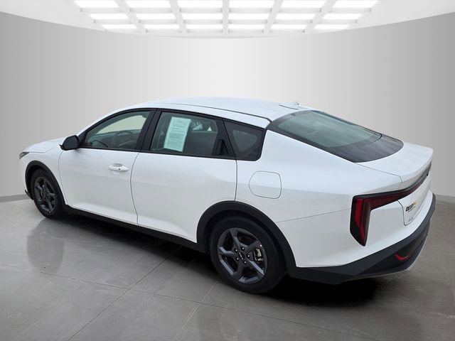 Used 2025 Kia K4 LXS FWD image 10