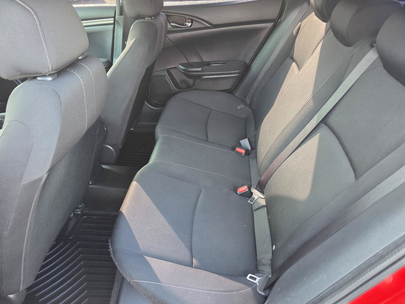 Used 2018 Honda Civic Sport image 9